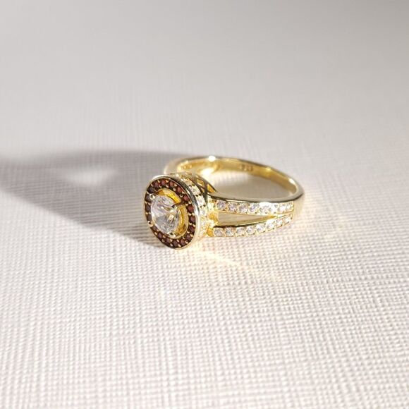 Simulated Diamond CZ & Red CZ Halo Ring SIZE 5-1/4 - Picture 4 of 10